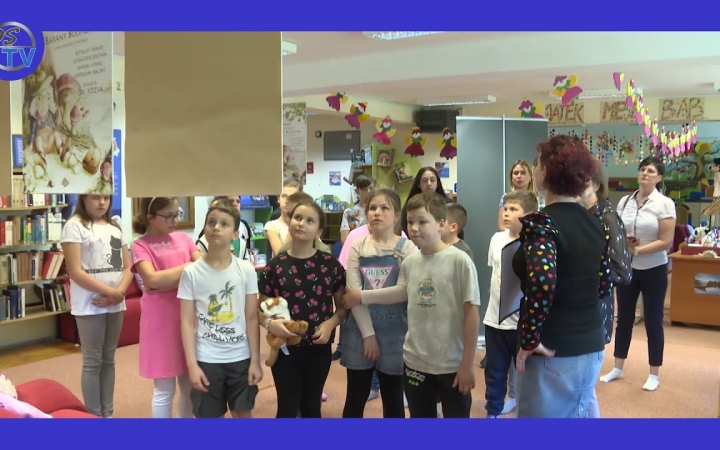 Embedded thumbnail for DSTV: színes gyermekkönyvtár