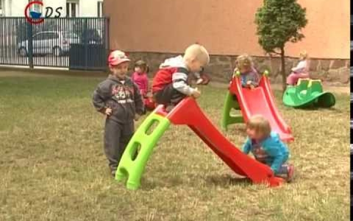 Embedded thumbnail for Nyáron is nyitva tartanak a dunaújvárosi bölcsődék