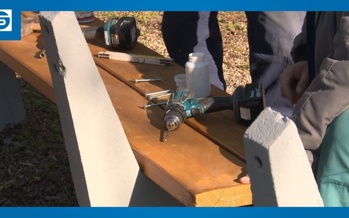 Embedded thumbnail for Szépülnek a parkok, felújítják a padokat