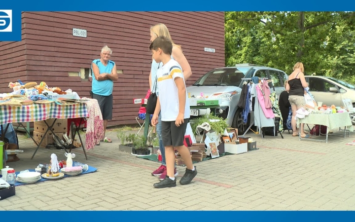 Embedded thumbnail for A Városháza parkolójában is siker volt a Csomagtartóvásár (galériával)