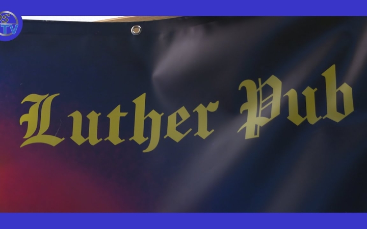 Embedded thumbnail for DSTV: a hitről humorral, a humorról hittel