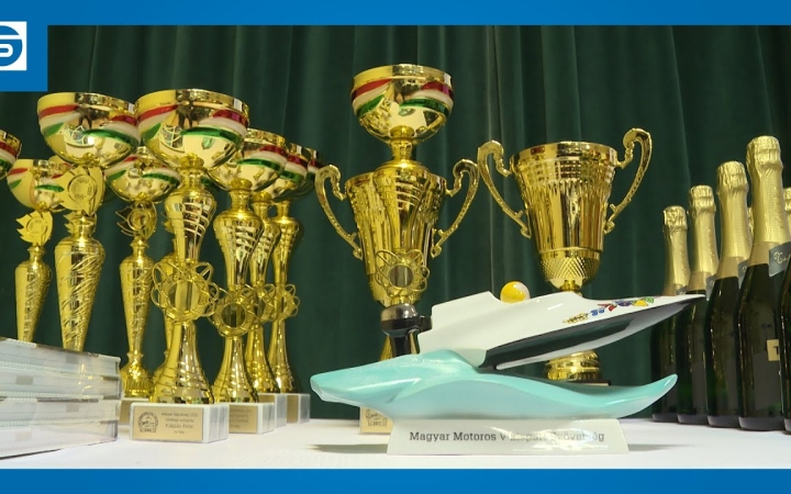 Embedded thumbnail for DSTV: díjátadón ünnepeltek