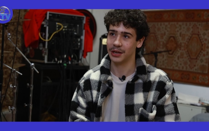 Embedded thumbnail for DSTV: Kiss Barni a város hangja is volt