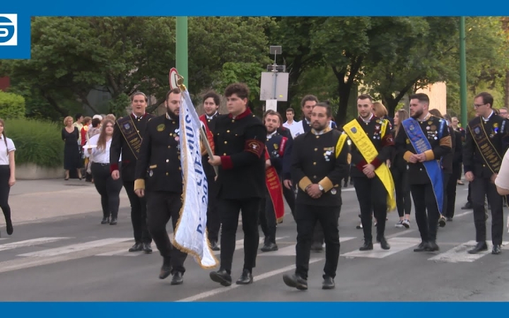 Embedded thumbnail for DSTV: a selmeci tradíciók nyomán búcsúztak a várostól (galériával)