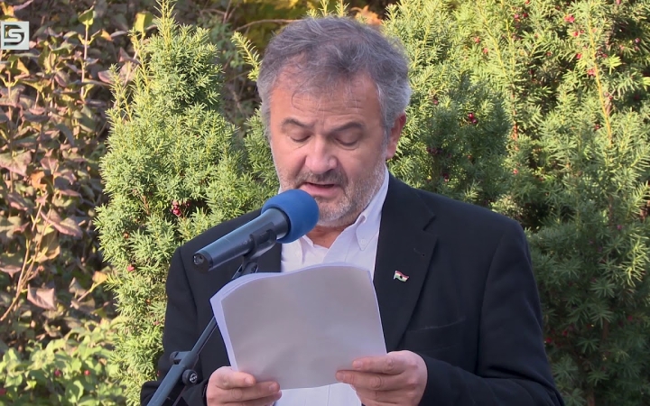 Embedded thumbnail for "Élnek a lángok, sírnak a lángok..." (galériával)