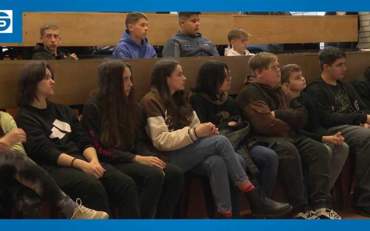 Embedded thumbnail for DSTV: "Határtalan Informatika” az Aranyban