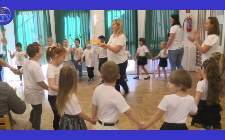 Embedded thumbnail for DSTV: ünnepelt a Bóbita Tagóvoda