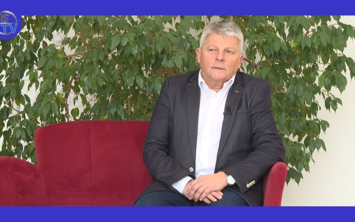 Embedded thumbnail for Ötven év a vasműben, közel huszonöt az önkormányzat közgyűlésében