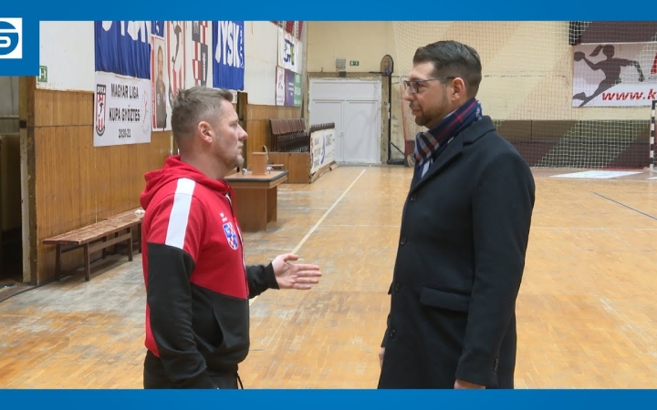 Embedded thumbnail for Megújult a sportcsarnok tetőszerkezete, megszűnt a beázás