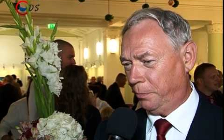 Embedded thumbnail for Visszaadni a szakmába vetett hitet