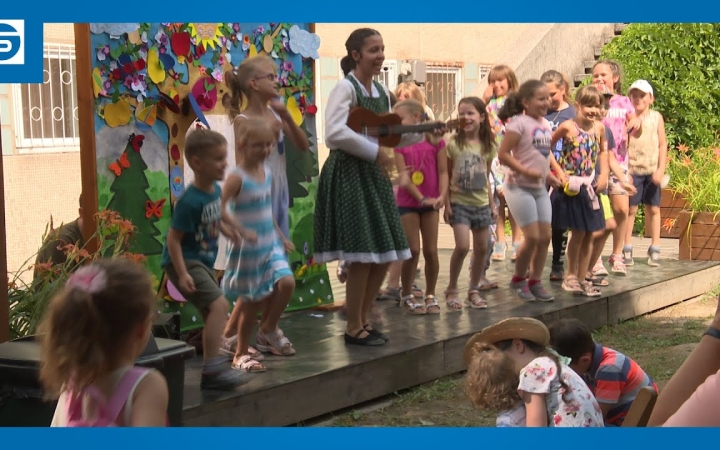 Embedded thumbnail for DSTV: bújócskás mese az MMK-ban