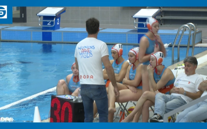 Embedded thumbnail for Fővárosi öröm az uszodában