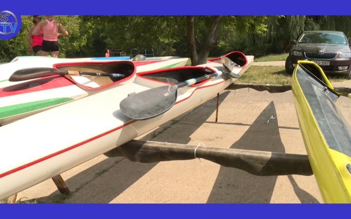 Embedded thumbnail for DSTV: fiatal tehetségek a vízen