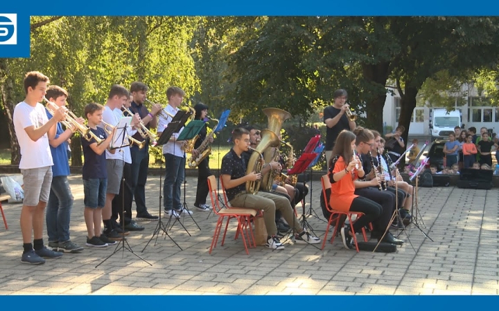 Embedded thumbnail for DSTV: a zene és a sport jegyében a Vasváriban