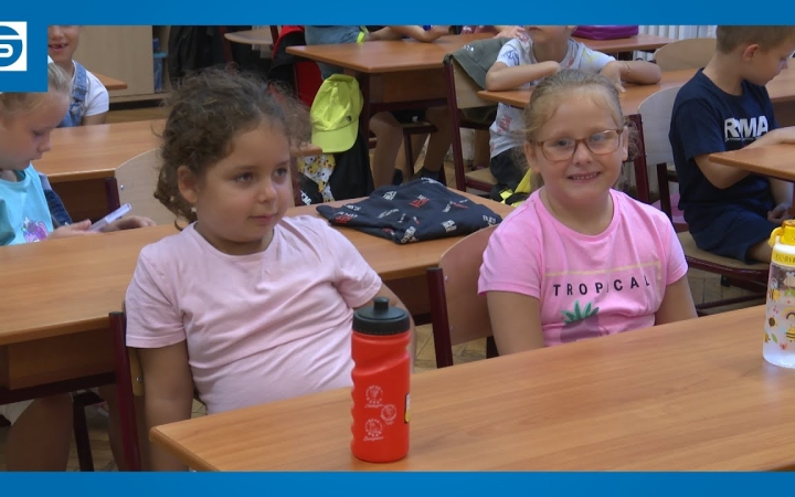 Embedded thumbnail for DSTV: csibenapok az elsősöknek