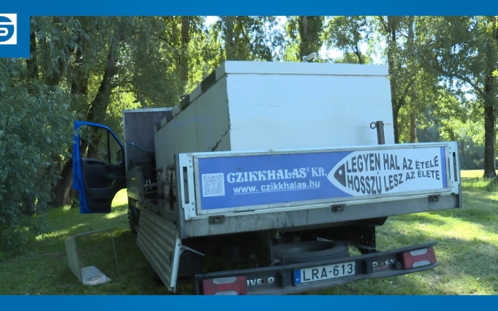 Embedded thumbnail for A halak is megérkeztek  a Szalki-szigeti vízbe