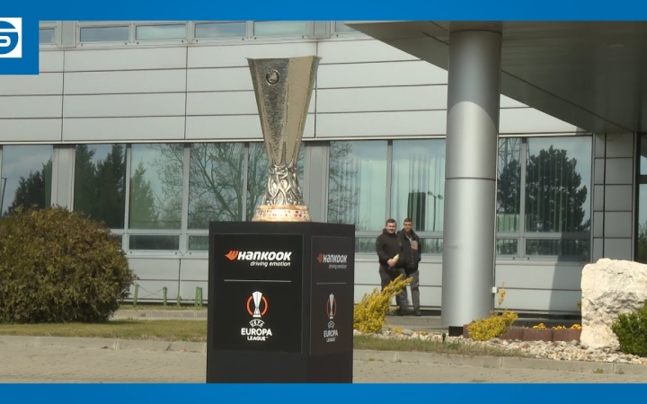 Embedded thumbnail for DSTV: EL-serleg és válogatott vendég a Hankooknál