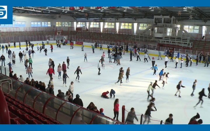 Embedded thumbnail for Nyitott a pálya a korizni vágyók előtt! (galériával)