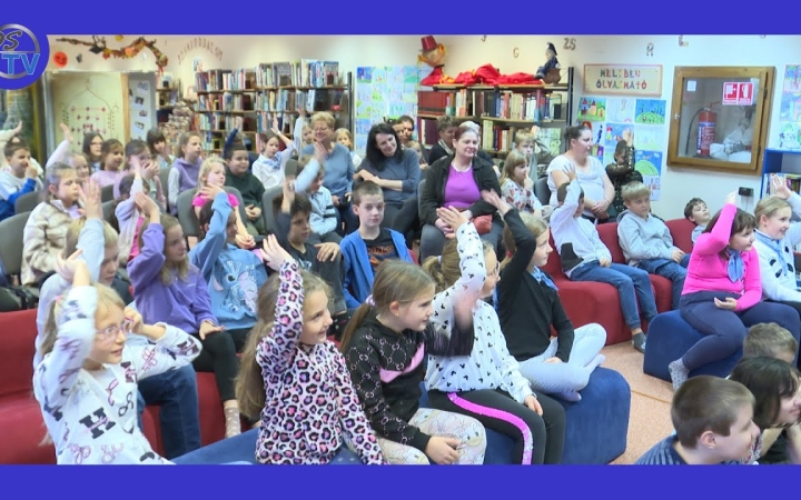 Embedded thumbnail for Véget ért a SZÓforgató BETŰvető kortárs irodalmi vetélkedő