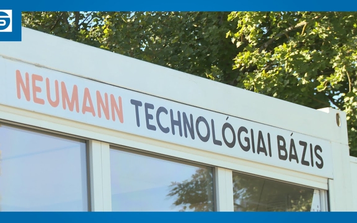 Embedded thumbnail for DSTV: begördült az utazó egyetem 