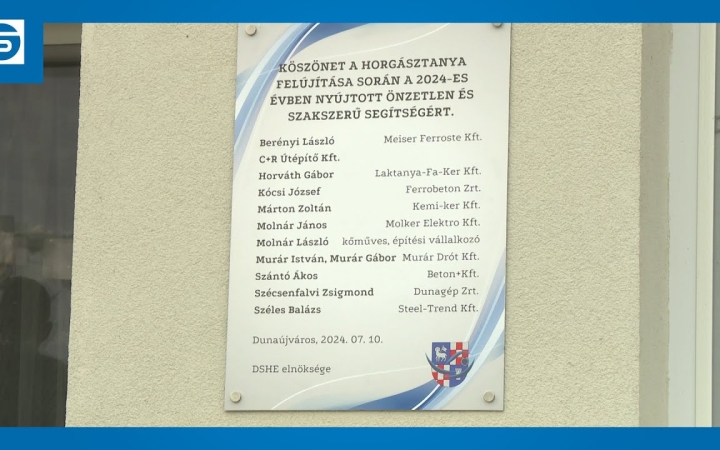 Embedded thumbnail for Emléktábla is hirdeti, hogy ezen a helyen példás összefogás történt