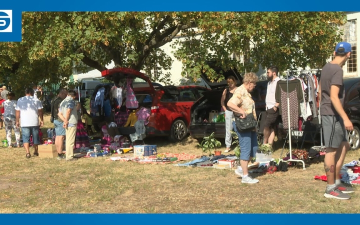 Embedded thumbnail for Jubilál és újra kipakol a Csomagtartóvásár 