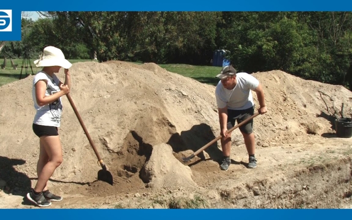 Embedded thumbnail for DSTV: közösségi szolgálat a kőtári ásatáson