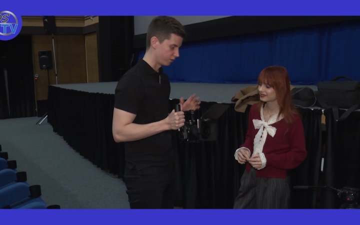 Embedded thumbnail for "... és csapó!" – a filmipar bűvöletében