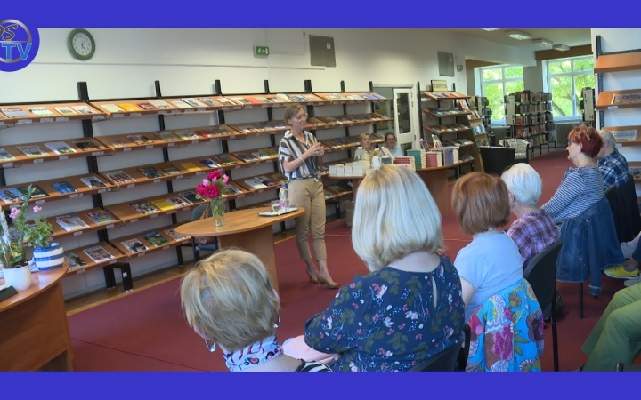 Embedded thumbnail for DSTV: ünnepi találkozás a könyvtárban