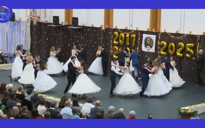 Embedded thumbnail for DSTV: szalagot avattak a Széchenyi végzősei is