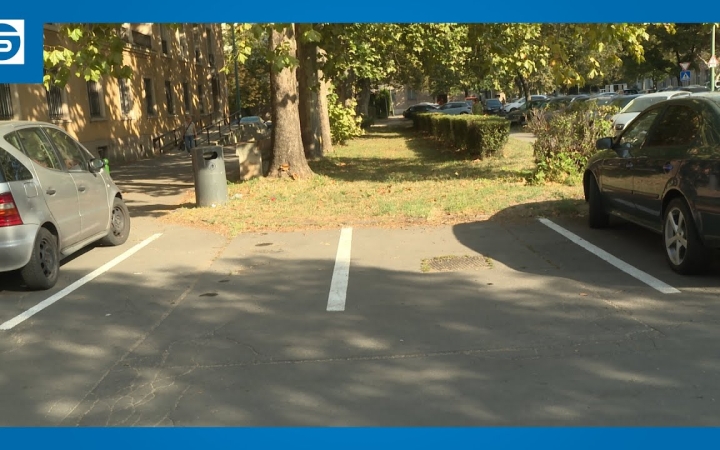 Embedded thumbnail for Kevés a parkoló, minden hely számít