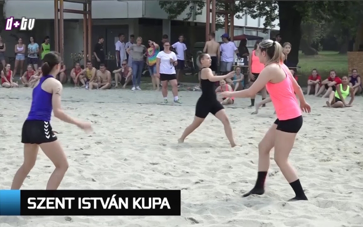 Embedded thumbnail for D+ Híradó - Ünnepre készülve, focikupa