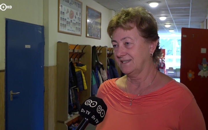 Embedded thumbnail for Jubilál a Dózsa iskola