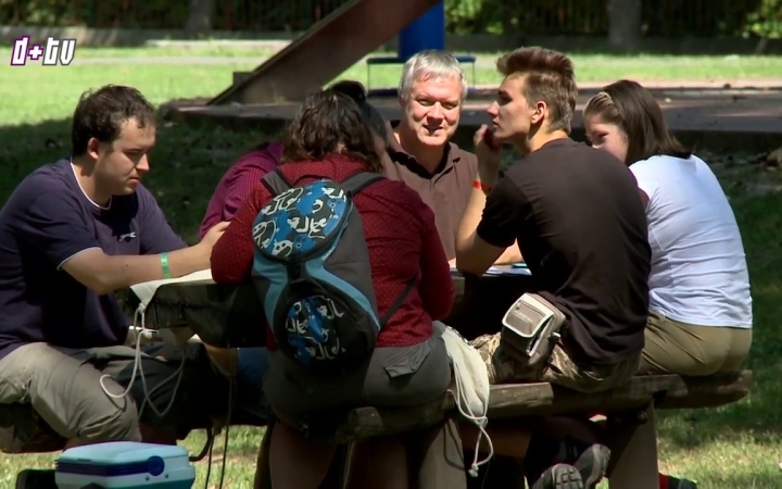 Embedded thumbnail for Cserkészek százai vertek tábort a Szalki-szigeten