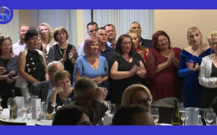 Embedded thumbnail for DSTV: jótét céllal bálozott a Vasvári közössége