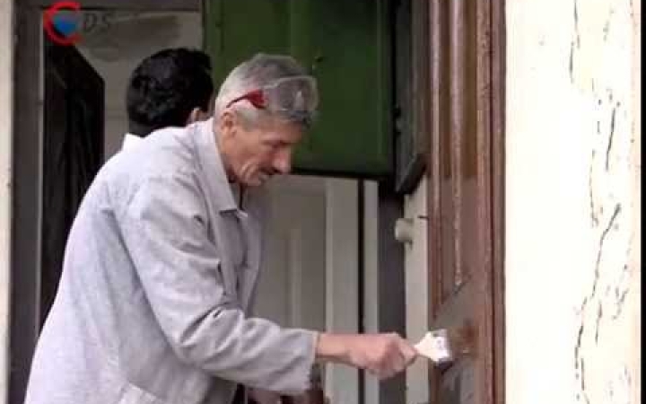 Embedded thumbnail for Rendelőt festettek a rabok