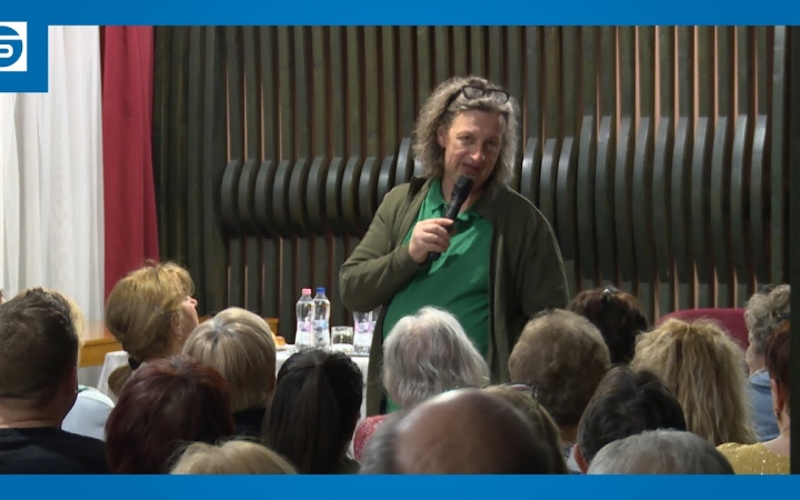 Embedded thumbnail for DSTV: telt ház előtt az MMK-ban