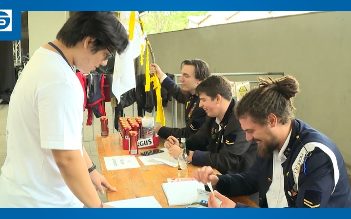 Embedded thumbnail for DSTV: egyetemi gólyatábor