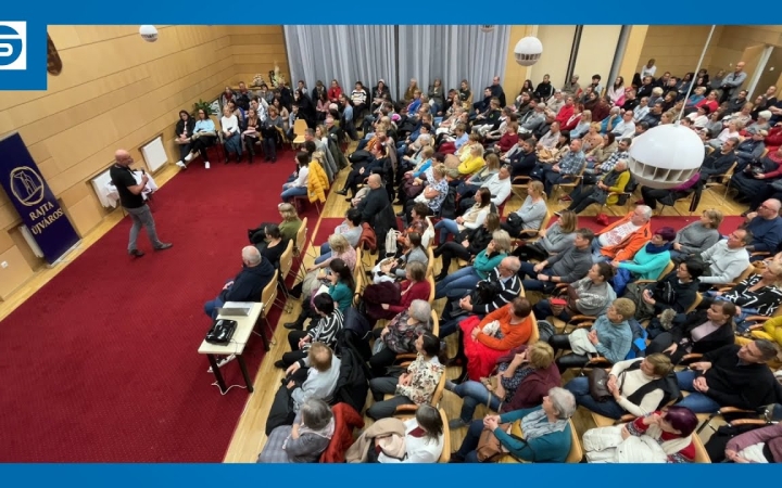 Embedded thumbnail for Ismét rengetegen voltak kíváncsiak a Dunaújvárosi Estek vendégére