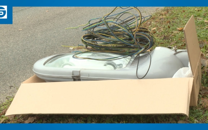 Embedded thumbnail for Végre a közutakon is valóra válhat a jelszó: „Legyen világosság!” (FRISSÍTVE)