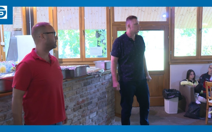 Embedded thumbnail for DSTV: van mit ünnepelni