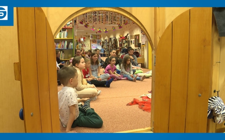 Embedded thumbnail for DSTV: mesés foglalkozás a gyermekkönyvtárban