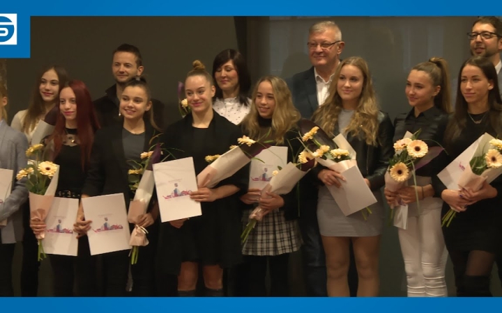 Embedded thumbnail for Díjazták a legjobb sportolókat