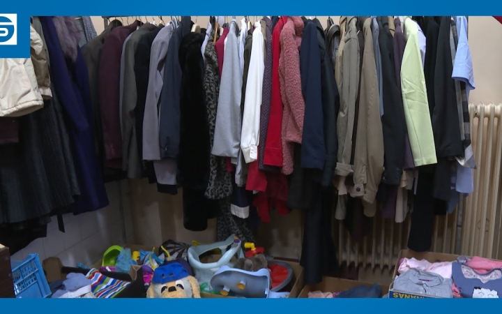 Embedded thumbnail for DSTV: évek óta segít az Adománykuckó