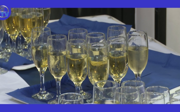 Embedded thumbnail for DSTV: újra báloztak a móriczosok