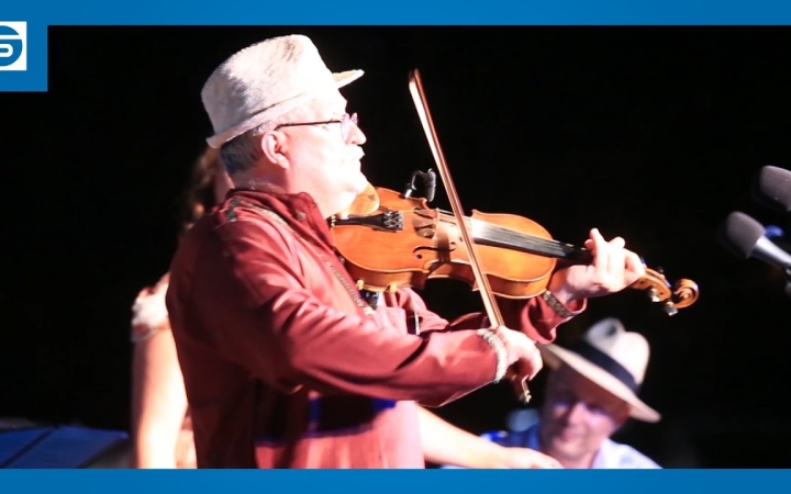 Embedded thumbnail for Parádés koncerttel kezdődött a Bartók Kamaraszínház új évada