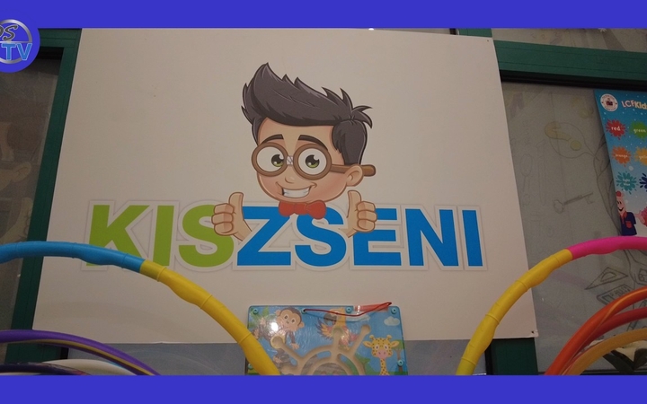 Embedded thumbnail for DSTV: a Zenikuckó kínálata