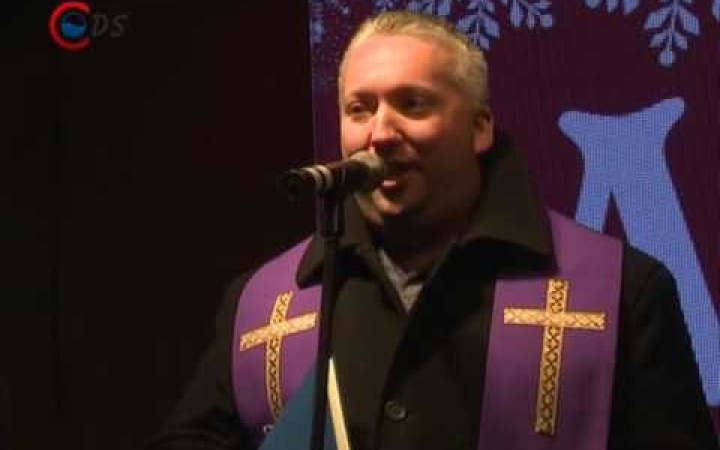 Embedded thumbnail for Gyertyagyújtás az Adventi Forgatagon