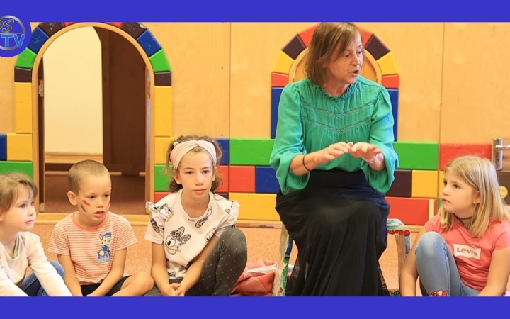 Embedded thumbnail for DSTV: varázslatos meseünnep a könyvtárban