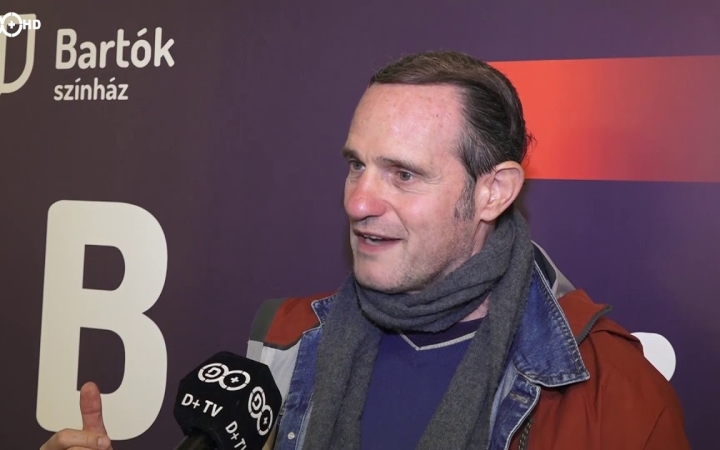 Embedded thumbnail for Jön A város csillaga